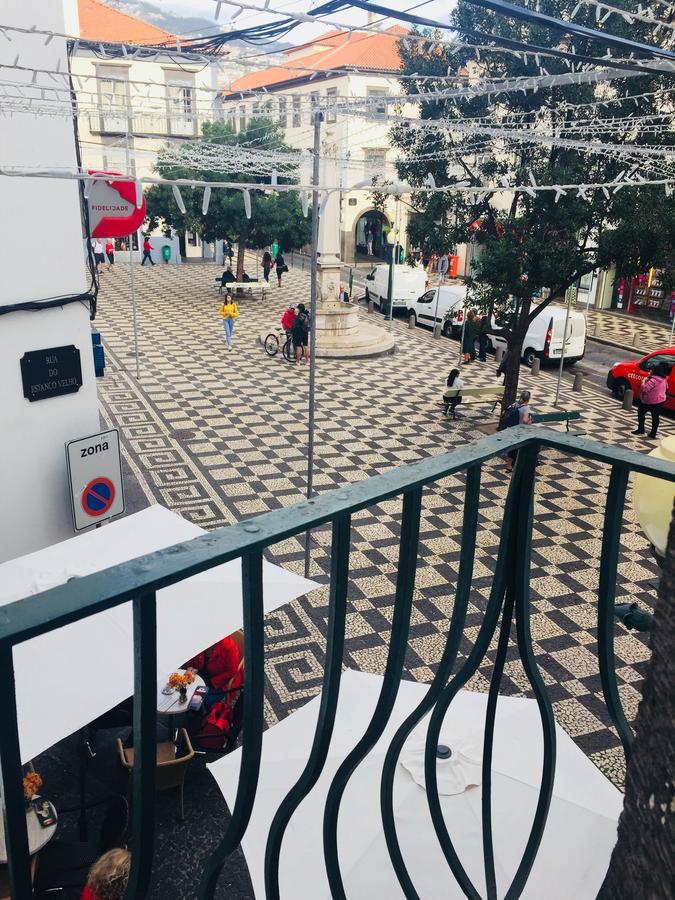 Residencial Chafariz /Queimada 호텔 푼샬 외부 사진